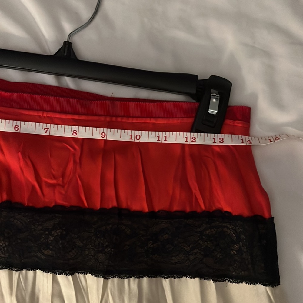 GUCCI Lace-paneled silk-twill skirt - Picture 9 of 12